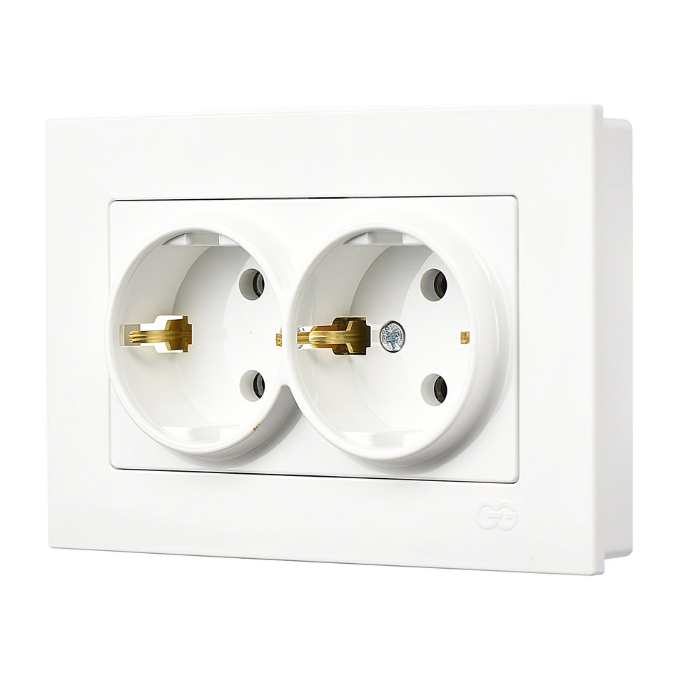 Günsan Eqona Doppelsteckdose, komplett inkl. Rahmen 16A/250V~ weiss (zum Einbau in eine Installationsdose 60mm Ø)